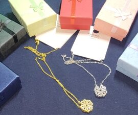 ✨Lucky Clover four Leaf Magnetic Heart Necklace