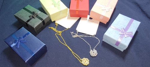 ✨Lucky Clover four Leaf Magnetic Heart Necklace