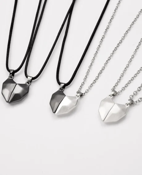 2Pcs Magnetic Heart Couple Necklace For Women Men Lover Valentine's